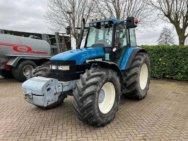 2000 new holland tm165 vierwielaangedreven landbouwtractor - afbeelding 1 van  25