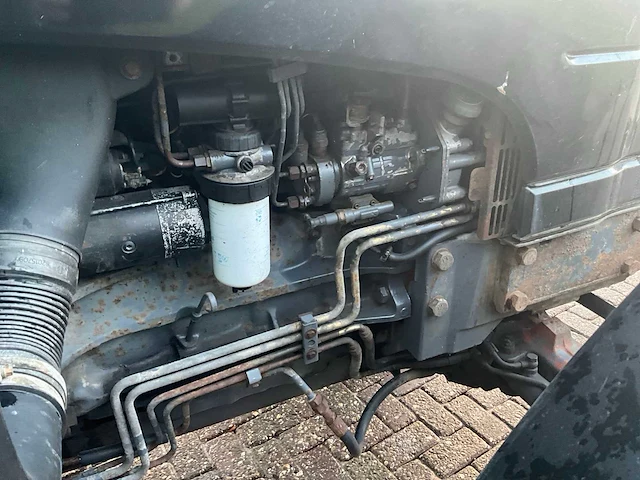 2000 new holland ts90 vierwielaangedreven landbouwtractor - afbeelding 16 van  40