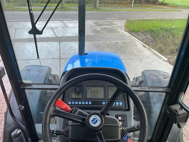 2000 new holland ts90 vierwielaangedreven landbouwtractor - afbeelding 27 van  40