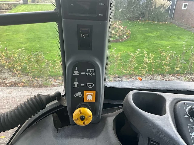 2000 new holland ts90 vierwielaangedreven landbouwtractor - afbeelding 31 van  40