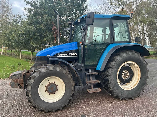 2000 new holland ts90 vierwielaangedreven landbouwtractor - afbeelding 36 van  40