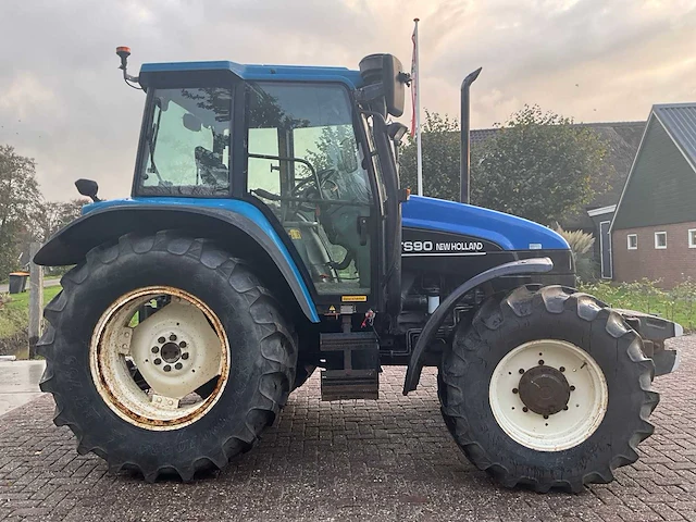 2000 new holland ts90 vierwielaangedreven landbouwtractor - afbeelding 40 van  40