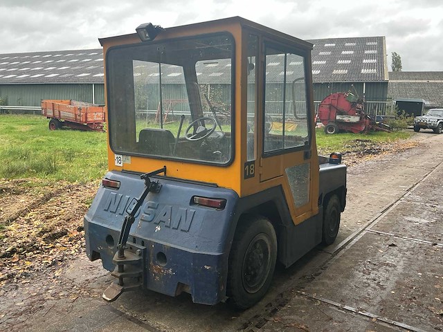 2000 nissan terminal trekker k/166 industriële trekker - afbeelding 23 van  25