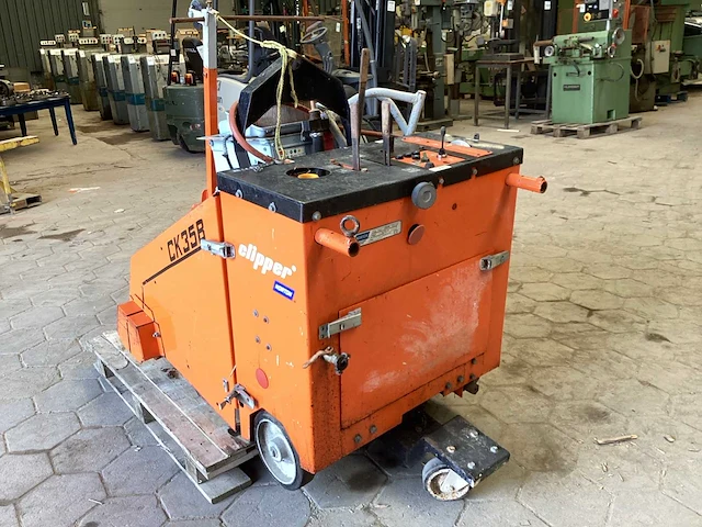 2000 norton ck35ksa beton/asfaltzaagmachine - afbeelding 3 van  10