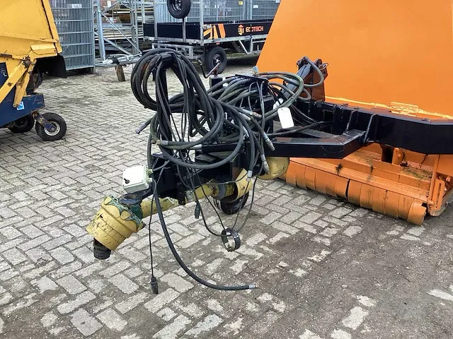 2000 omarv ter 190 zuigwagen - afbeelding 2 van  17