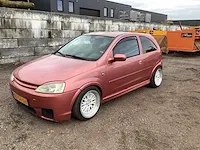 2000 opel corsa personenauto