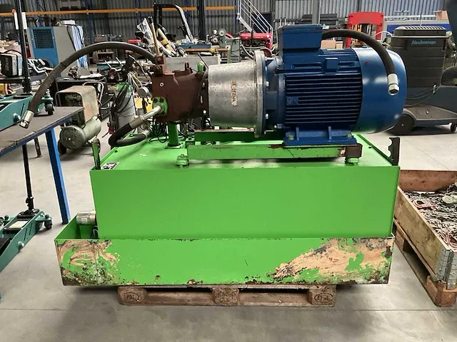 2000 parker hydraulics 3278-hd-100 hydraulisch pompsysteem - afbeelding 4 van  8