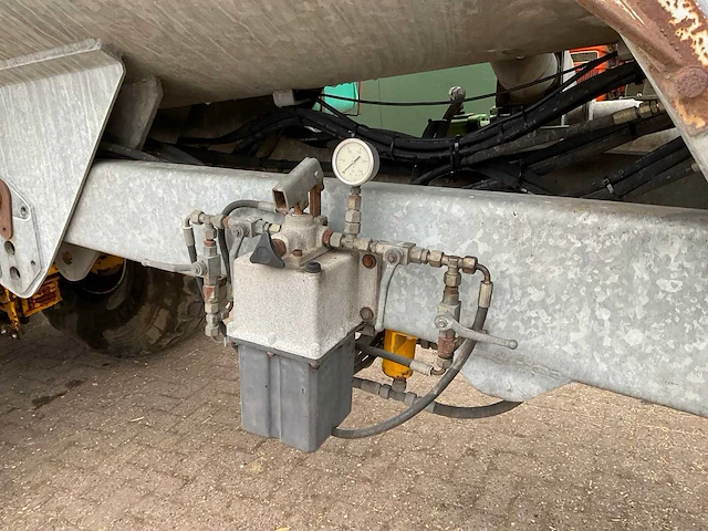 2000 peecon euroline 18000 mesttank - afbeelding 20 van  35