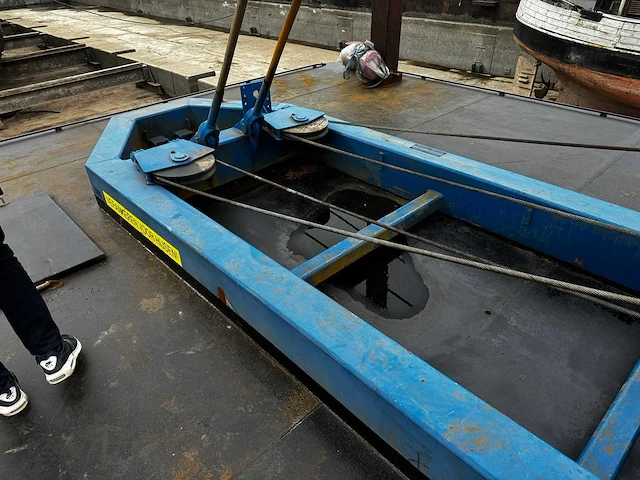 2000 ponton met kraan - afbeelding 5 van  18