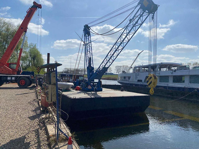 2000 ponton met kraan - afbeelding 15 van  18