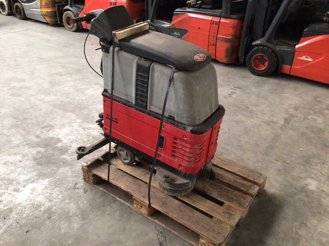 2000 rcm lb530 reinigingsmachine - afbeelding 1 van  6