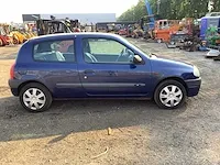 2000 renault clio personenauto - afbeelding 20 van  23