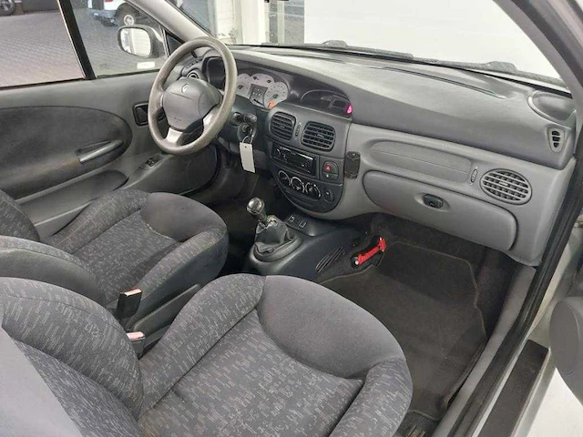 2000 renault mégane cabrio 1.6-16v sport - afbeelding 14 van  15