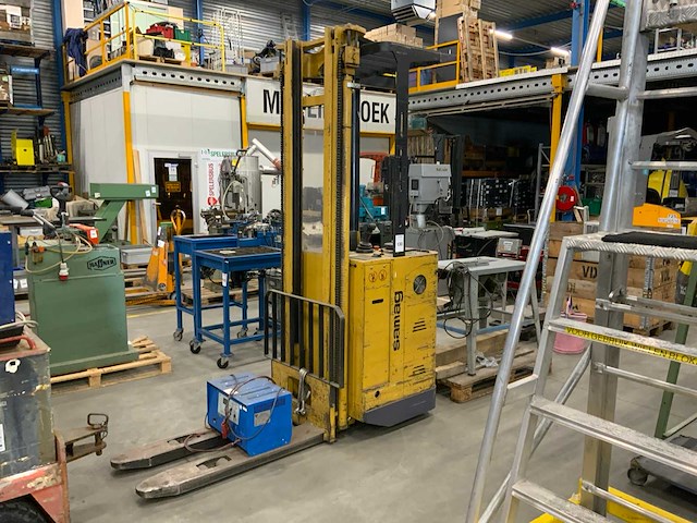 2000 samag elfo 2 reach truck - afbeelding 1 van  8