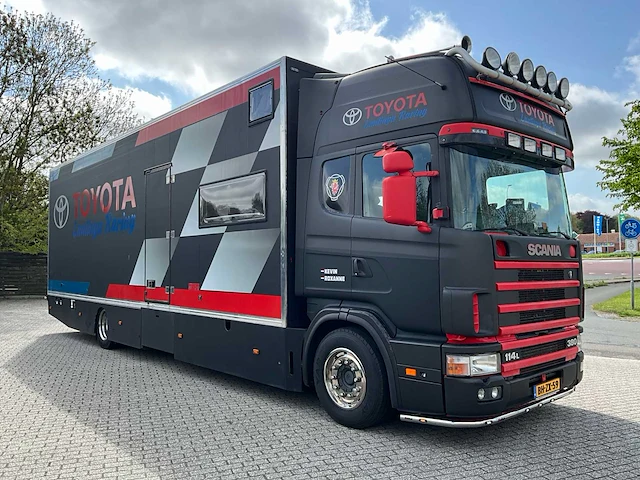 2000 scania r114l 380 vrachtwagen met race opbouw - afbeelding 34 van  67