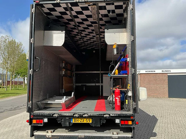 2000 scania r114l 380 vrachtwagen met race opbouw - afbeelding 49 van  67