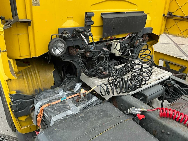 2000 scania r144 vrachtwagen - afbeelding 11 van  57