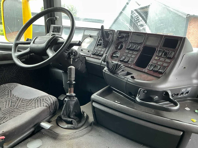 2000 scania r144 vrachtwagen - afbeelding 16 van  57