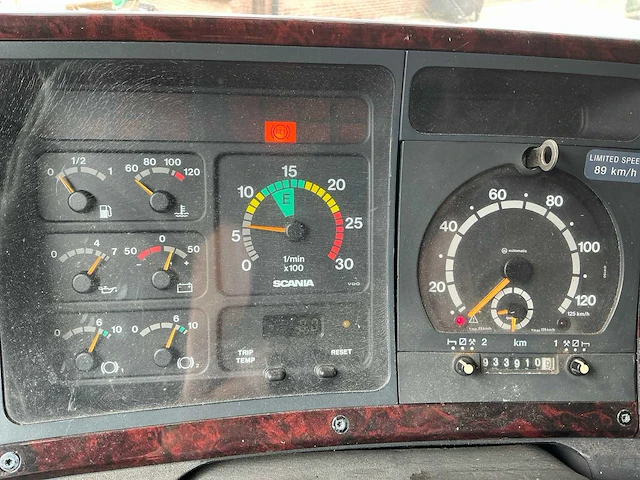 2000 scania r144 vrachtwagen - afbeelding 30 van  57