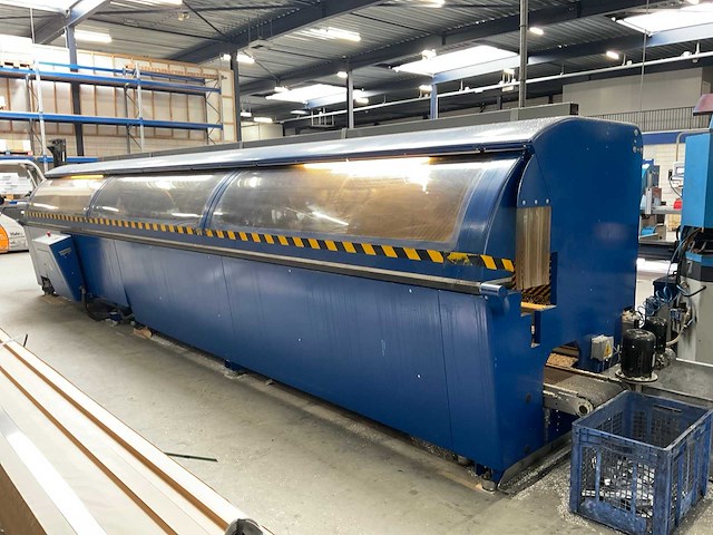 2000 schüco dubbele verstek- profielzaagmachine - afbeelding 31 van  34