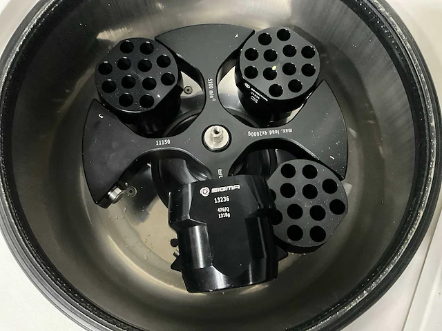 2000 sigma 4k15 centrifuge - afbeelding 2 van  11