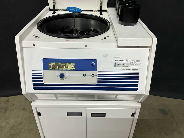 2000 sigma 4k15 centrifuge - afbeelding 4 van  11
