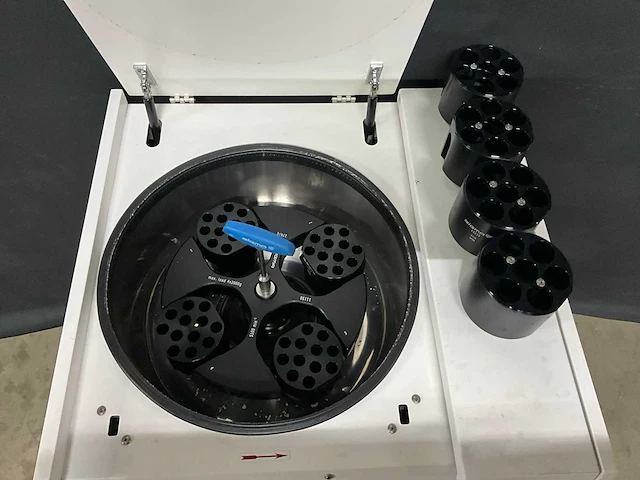 2000 sigma 4k15 centrifuge - afbeelding 5 van  11