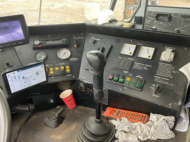 2000 spierings sk598-at5 mobiele torenkraan - afbeelding 20 van  48
