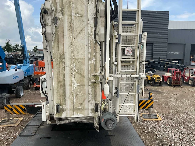 2000 spierings sk598-at5 mobiele torenkraan - afbeelding 26 van  48