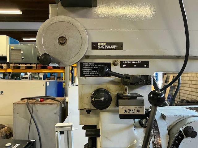 2000 supermax ycm-16vs cnc bedfreesmachine - afbeelding 13 van  29