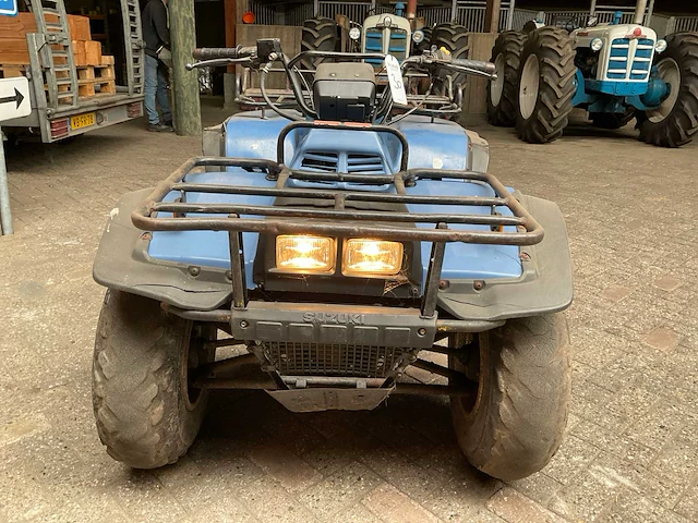 2000 suzuki quad quadrunner, 4wd - afbeelding 11 van  15