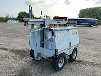 2000 t&j floodlight set - afbeelding 1 van  11