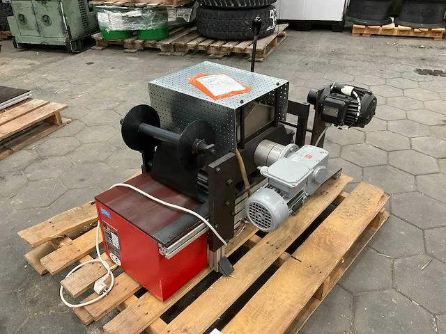 2000 utsch hp 230 d overige plaatbewerkingsmachines - afbeelding 3 van  8