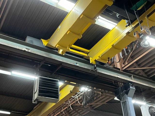 2000 verlinde dubbelligger bovenloophalkraan 10t - afbeelding 16 van  17