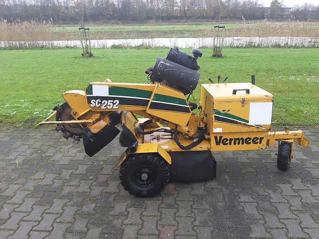 2000 vermeer sc252 stobbenfrees - afbeelding 1 van  14