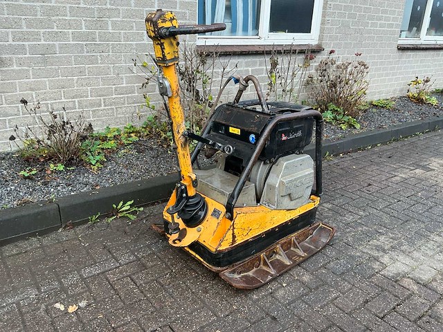 2000 wacker dpu 6055 trilplaat - afbeelding 1 van  18