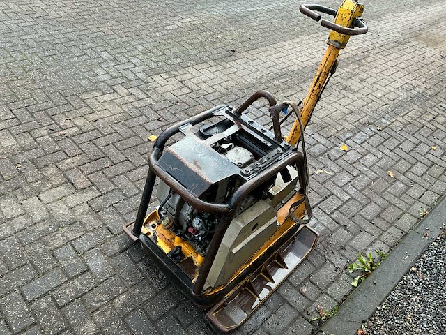 2000 wacker dpu 6055 trilplaat - afbeelding 14 van  18