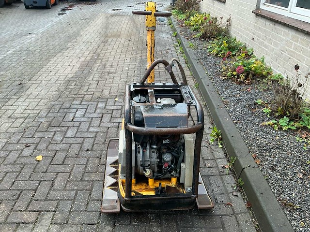 2000 wacker dpu 6055 trilplaat - afbeelding 15 van  18