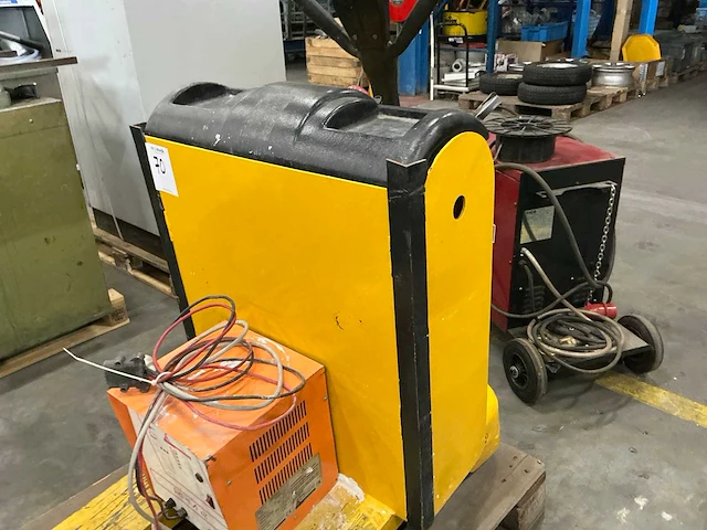 2000 yale mp18 elektrische palletwagen - afbeelding 4 van  8