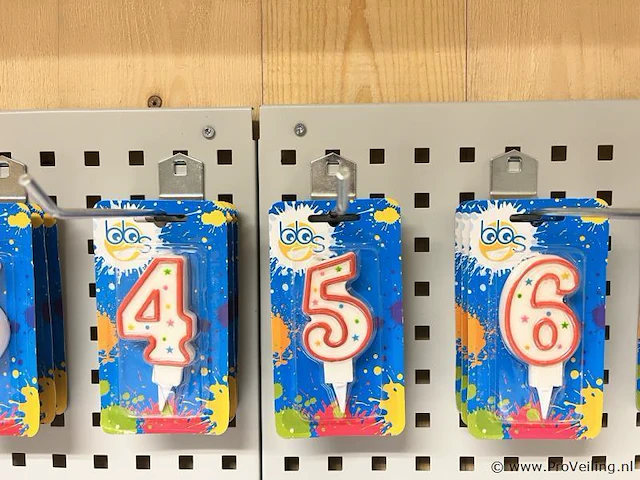 2000x verjaardagskaars - mixpartij - afbeelding 1 van  2