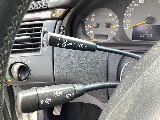 2001 - mercedes-benz - e-klasse - 320 cdi avantgarde - personenauto - afbeelding 3 van  18