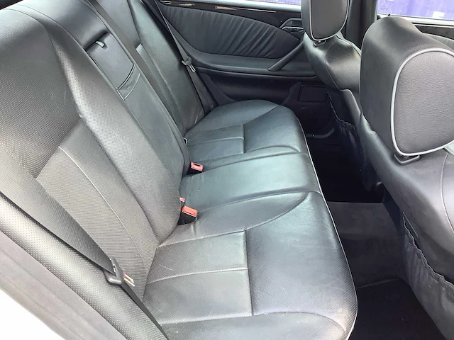 2001 - mercedes-benz - e-klasse - 320 cdi avantgarde - personenauto - afbeelding 16 van  18