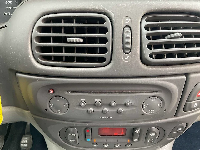 2001 - renault - scénic - 1.6-16v rxe - personenauto - afbeelding 2 van  14