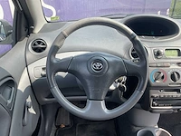 2001 - toyota - yaris - personenauto - afbeelding 2 van  12