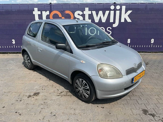 2001 - toyota - yaris - personenauto - afbeelding 5 van  12