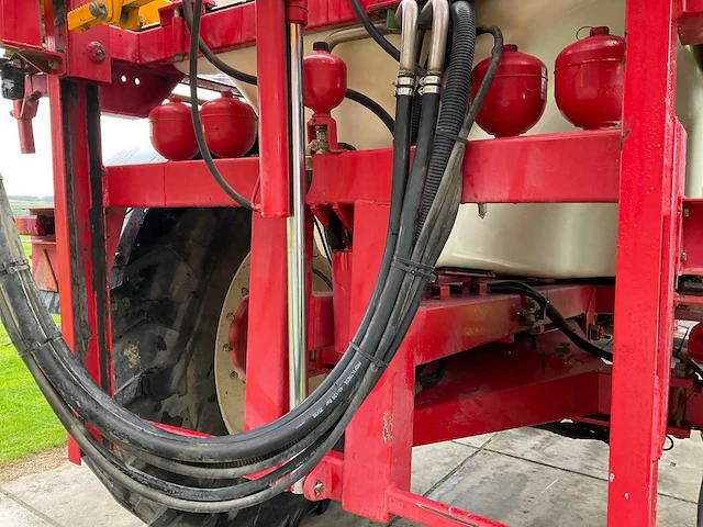 2001 agrifac gs3200 getrokken veldspuit - afbeelding 11 van  34