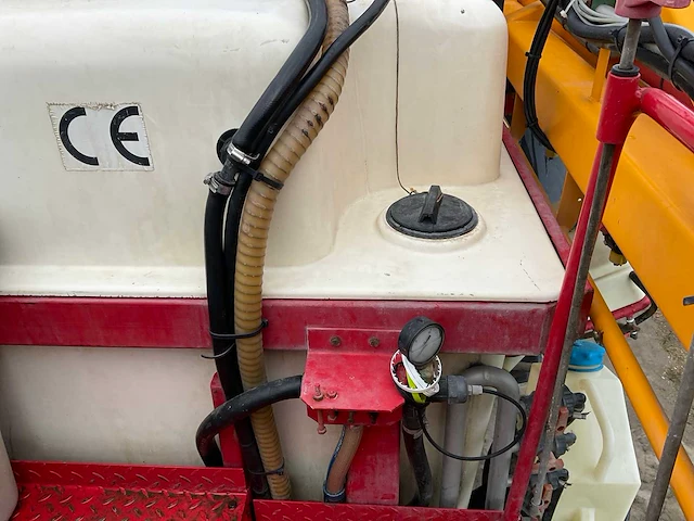 2001 agrifac gs3200 getrokken veldspuit - afbeelding 24 van  34