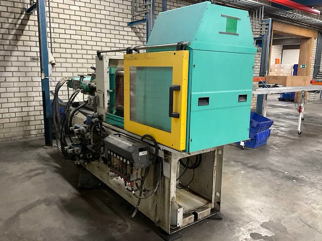 2001 arburg 320k allrounder 700-250 spuitgietmachine - afbeelding 16 van  20
