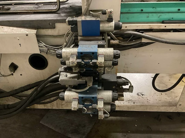 2001 arburg 320k allrounder 700-250 spuitgietmachine - afbeelding 20 van  20