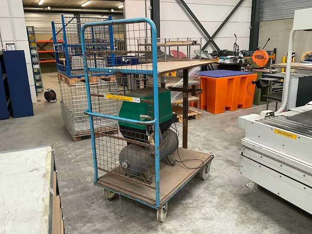 2001 atlas copo lxf 14 luchtcompressor op magazijnwagen - afbeelding 3 van  7